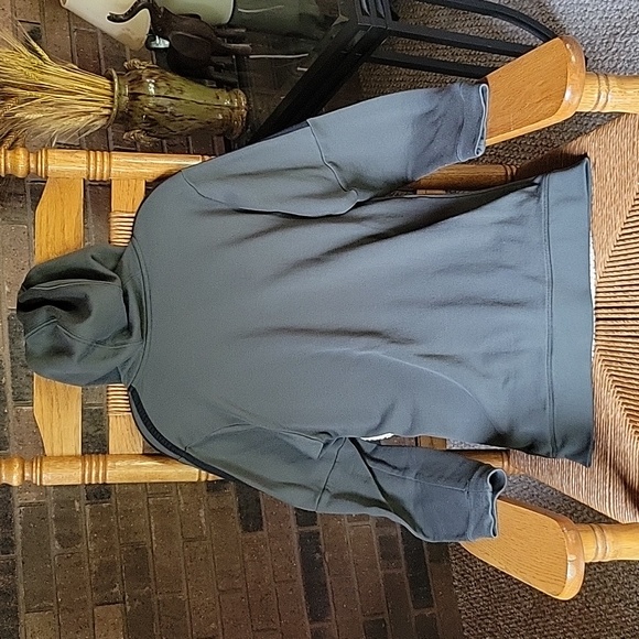 Adidas gray hoodie, size M - Picture 9 of 11